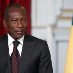 Golpe de Estado frustrado no Benin: dois parentes do presidente presos