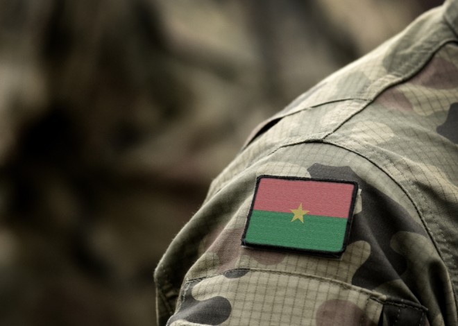 No Mali, prisão de um opositor após críticas ao poder no Burkina Faso