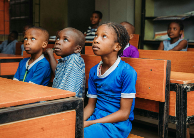 La Guinée Connecte 2200 Écoles Publiques à Internet : Une Avancée pour l’Inclusion Numérique
