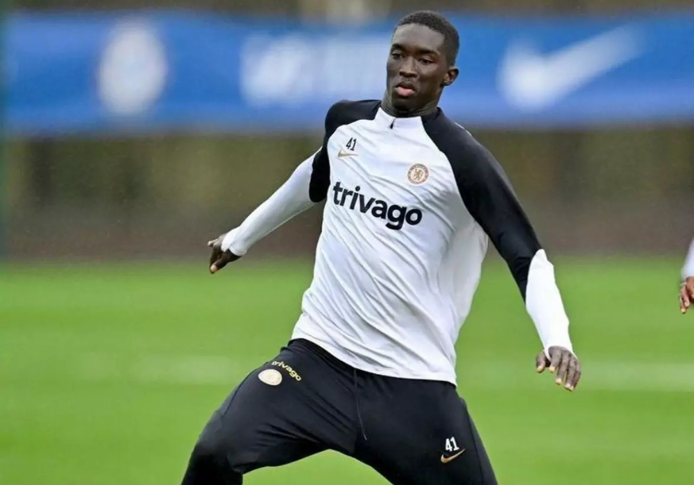 Pape Daouda Diong : Le Nouveau Joyau du Football Sénégalaise