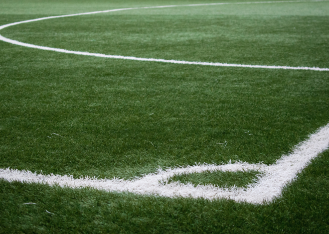 Rénovation du Stade du 4 Août : Entre lenteurs et poursuites judiciaires