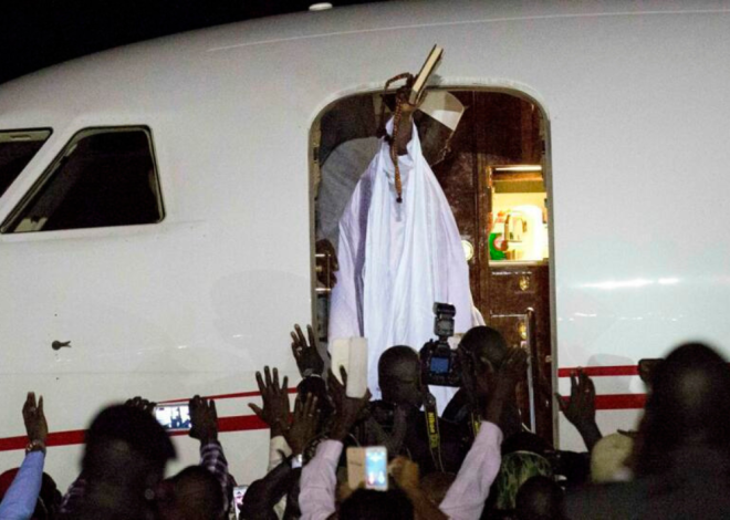 L&rsquo;ex-dictateur gambien Yahya Jammeh annonce son retour en politique
