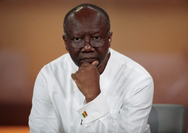 Ghana : L’ancien ministre des Finances Ken Ofori-Atta déclaré fugitif et accusé de corruption