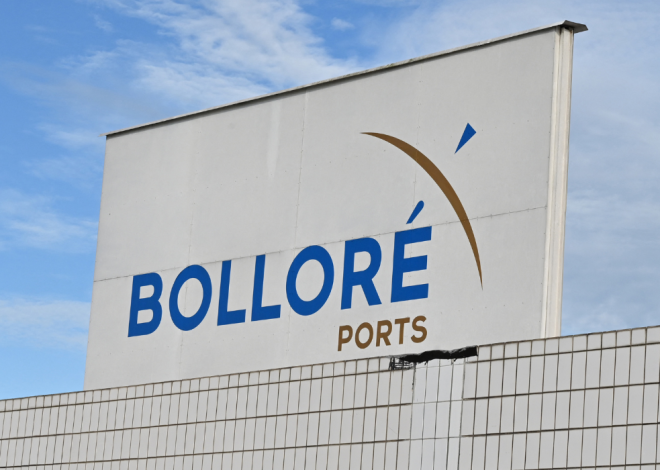 Bolloré visé par une plainte d’ONG africaines pour ses activités portuaires
