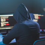 Cybercriminalité en Afrique : l’opération « Red Card » d’Interpol frappe les réseaux criminels