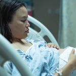 Serra Leoa: Um debate acalorado sobre a descriminalização do aborto