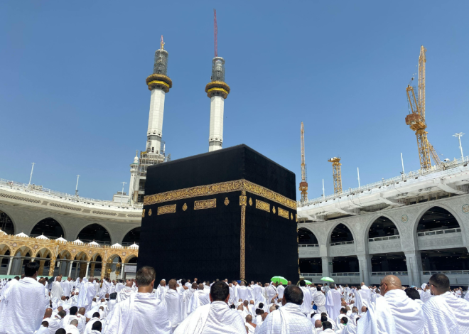 Côte d’Ivoire : premiers départs pour le hadj 2025, 600 pèlerins s’envolent vers l’Arabie Saoudite
