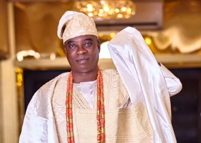 Nigeria : King Wasiu Ayinde interdit de vol après un incident sur le tarmac