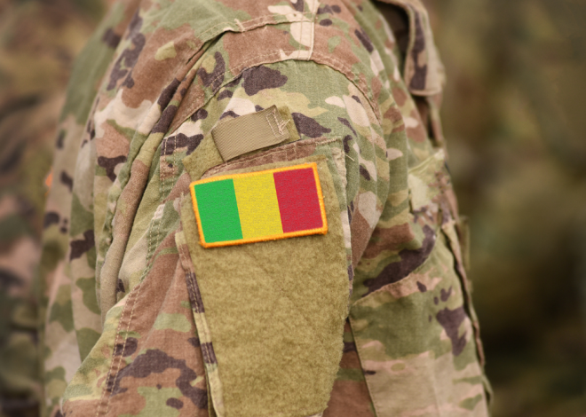 Mali : arrestation de militaires et d’un ressortissant français soupçonnés de « déstabilisation »